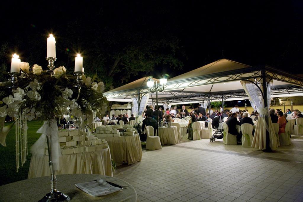 Hotel Villa Fiorita Giulianova Exteriör bild